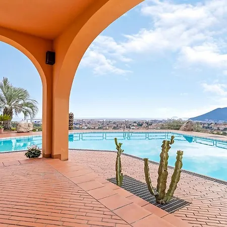 Elda 6, Emma Вилла *