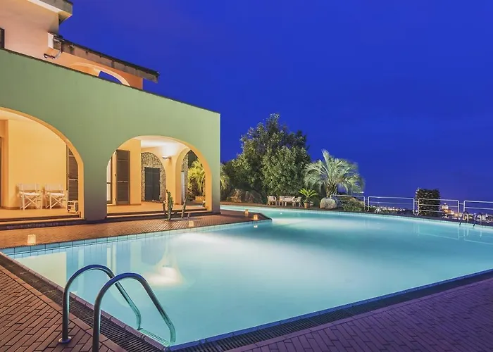 Vila Elda 6, Emma Loano