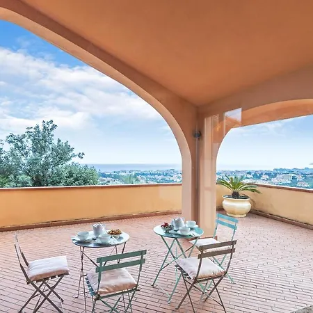 Villa Elda 6, Emma Loano