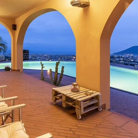 Elda 6, Emma Villa *